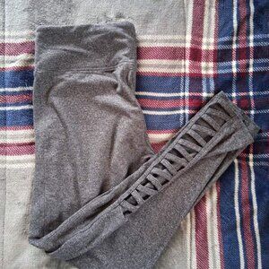 Victoria Sport Gray Cut Out Leggings